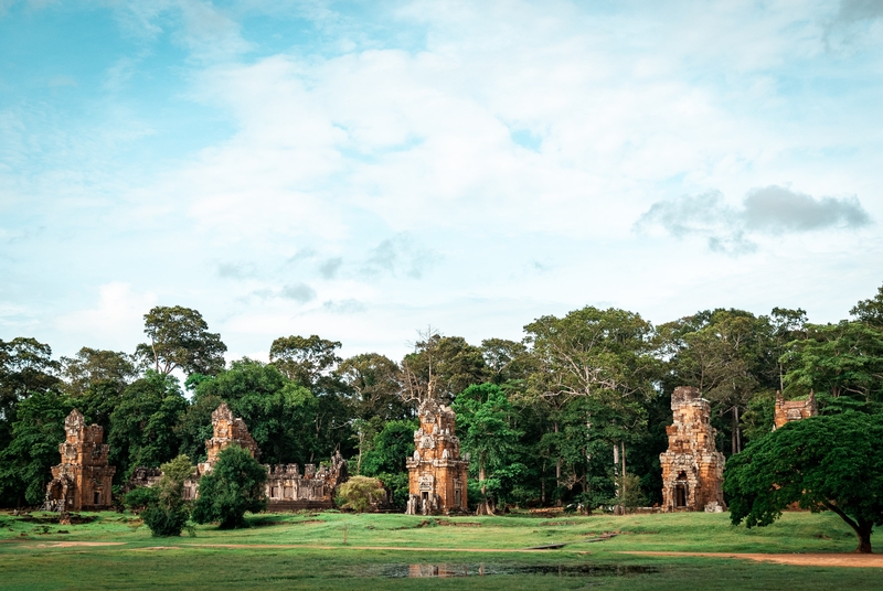 Cambodia - Angkor Wat - 2007-0626-DSC_0020_33769