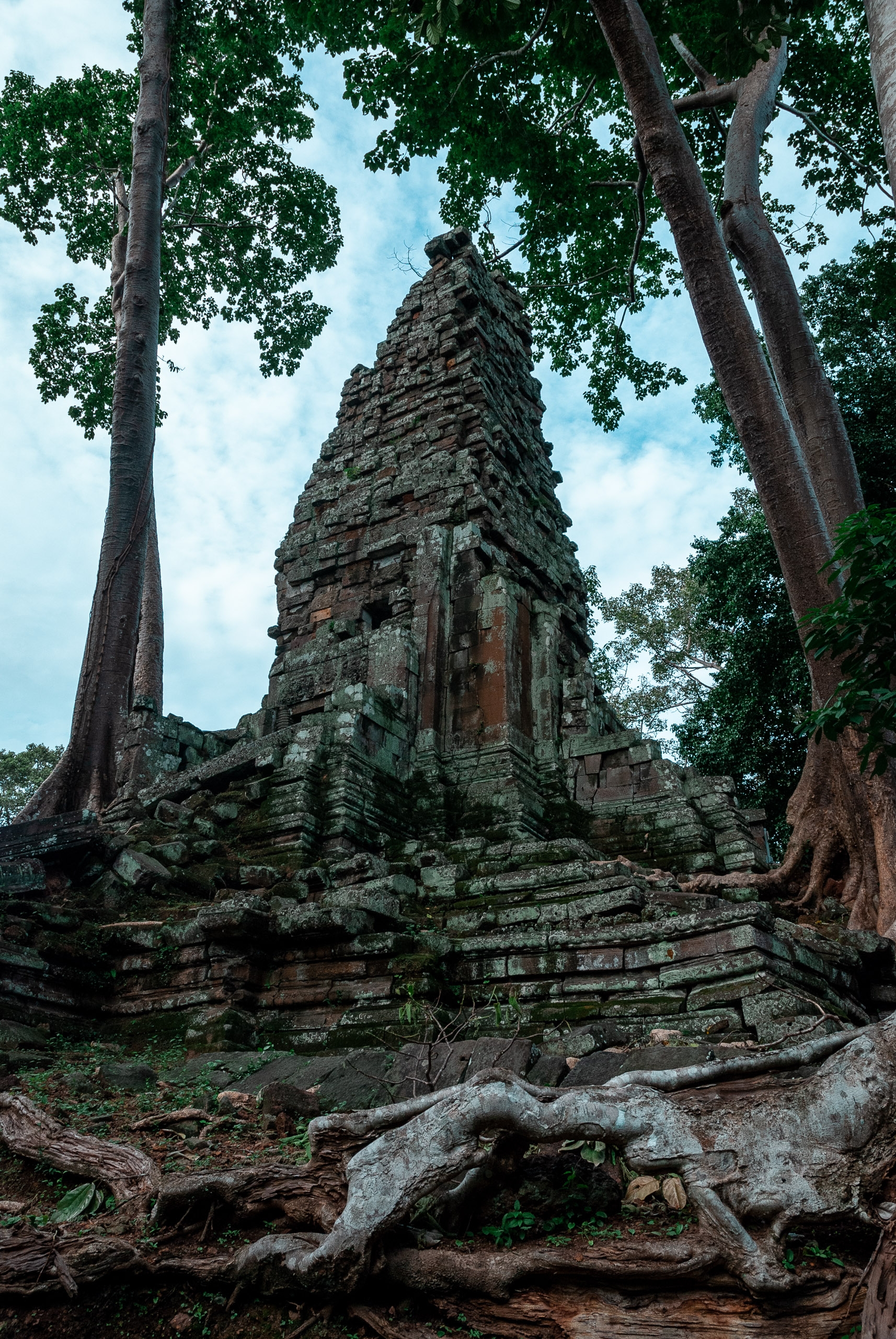 Cambodia - Angkor Wat - 2007-0626-DSC_0041_54237