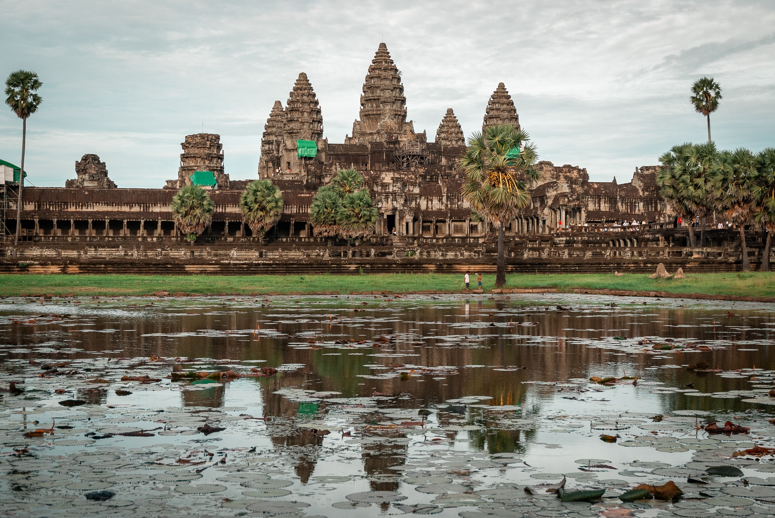 Cambodia - Angkor Wat - 2007-0626-DSC_0137_69603