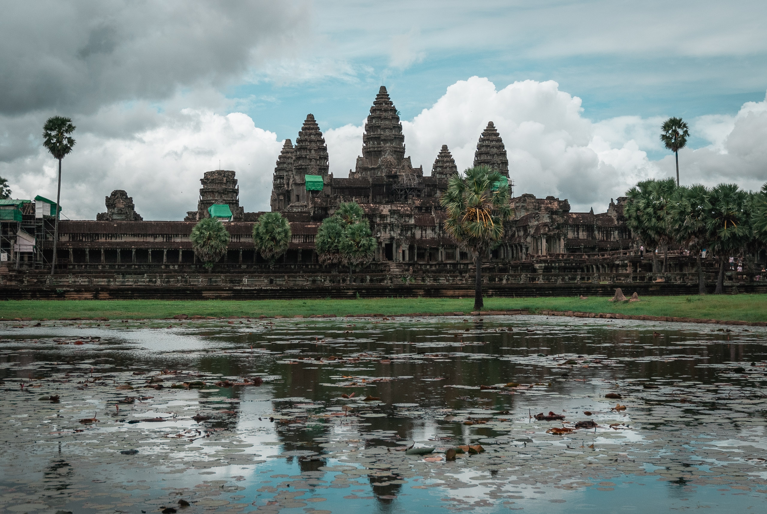 Cambodia - Angkor Wat - 2007-0626-DSC_0344_67015