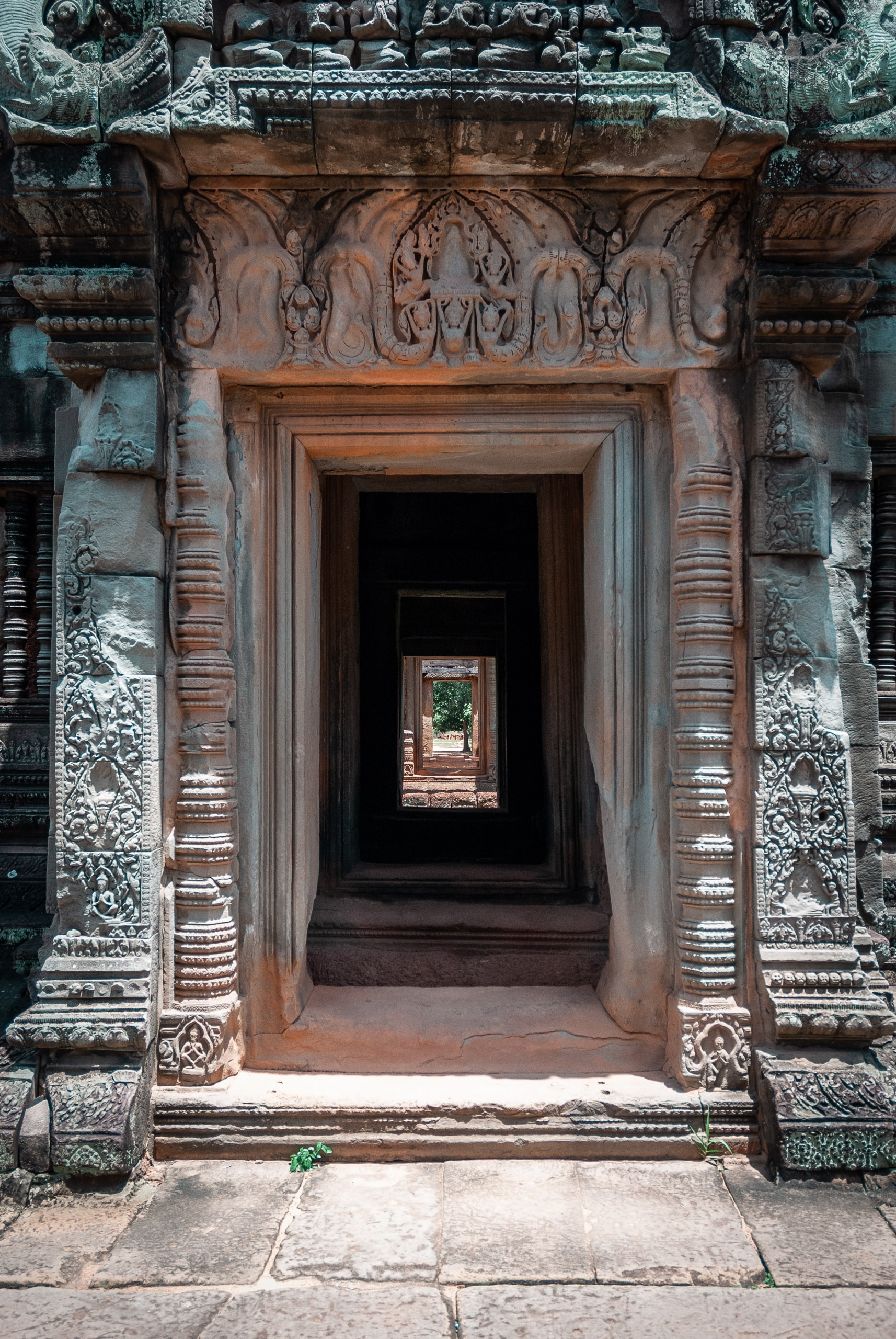 Cambodia - Angkor Wat - 2007-0627-DSC_0065_31245