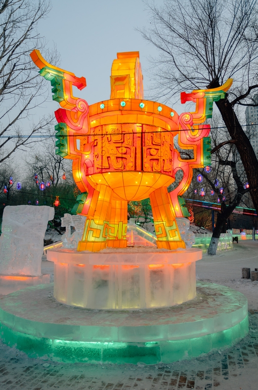 China - Harbin Ice Festival - 2012-0108-DSC_1881_32762