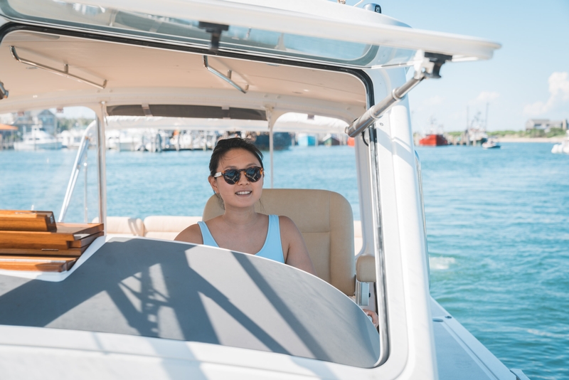 Jessica Drives the Boat