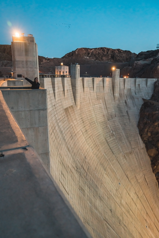 Jessica Waves from Atop the Hoover Dam