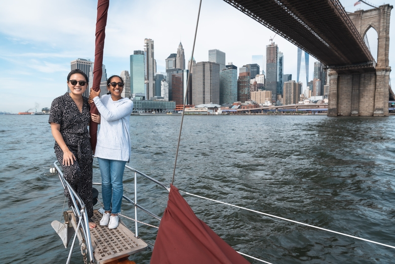 Sailing Under the Brooklyn Bridge - 2019-0901-DSC07562